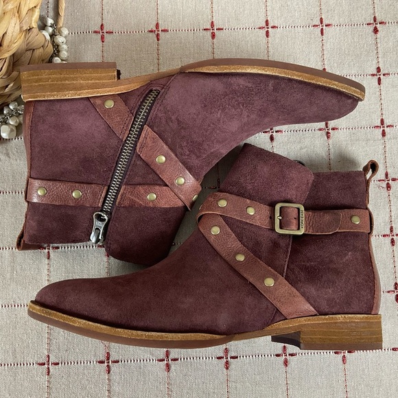 Kork-Ease “Kenai” Studded Ankle Boots Bootie Burgundy Suede Buckle Strap Sz 6.5 - Picture 5 of 7